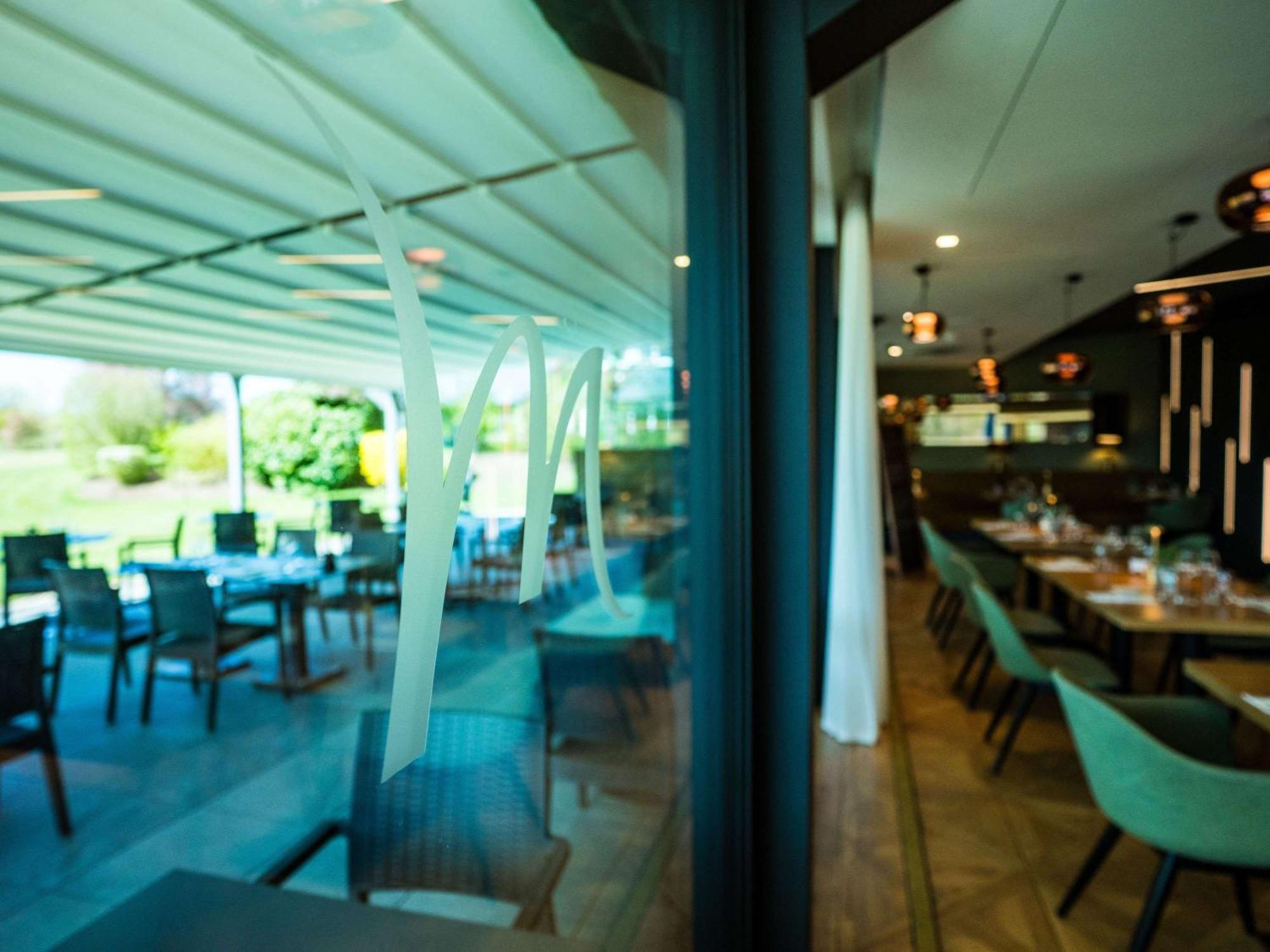Mercure Luxembourg Kikuoka Golf & Spa Canach Eksteriør billede