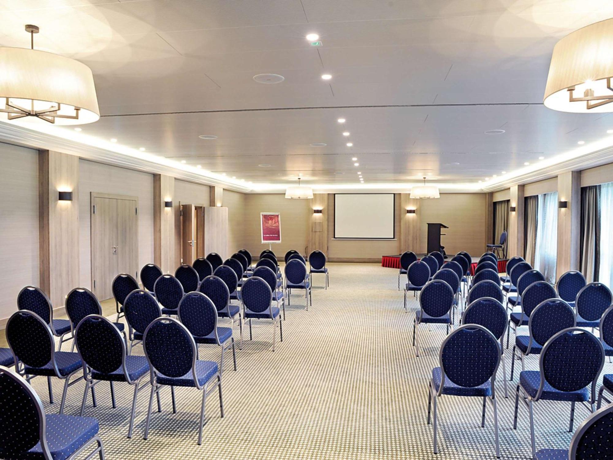 Mercure Luxembourg Kikuoka Golf & Spa Canach Eksteriør billede