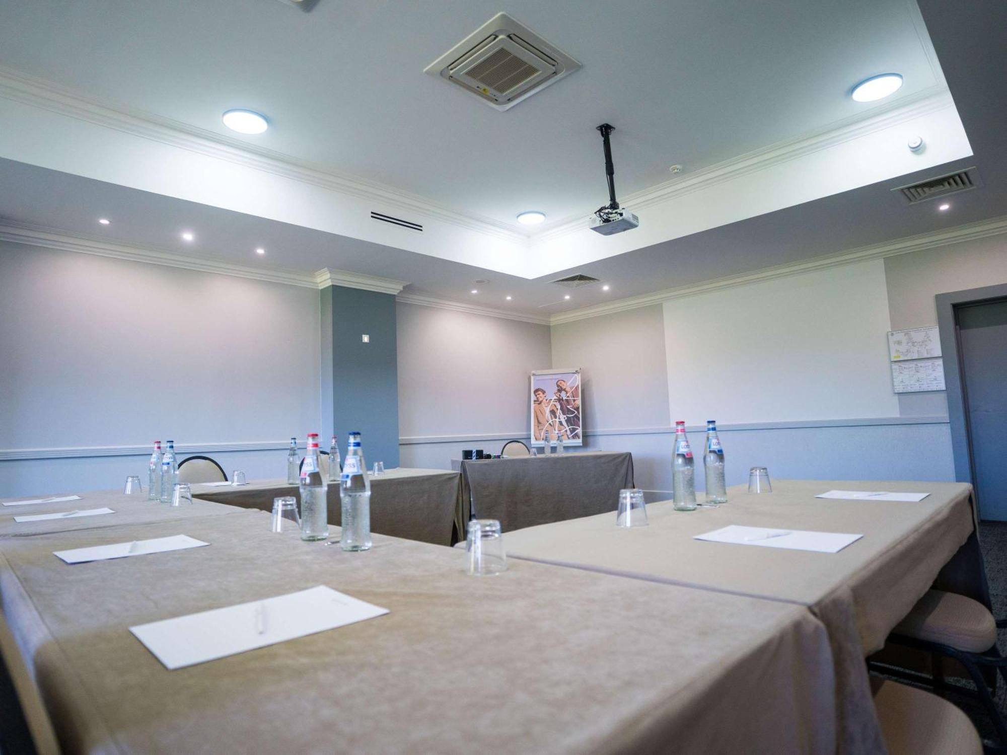 Mercure Luxembourg Kikuoka Golf & Spa Canach Eksteriør billede